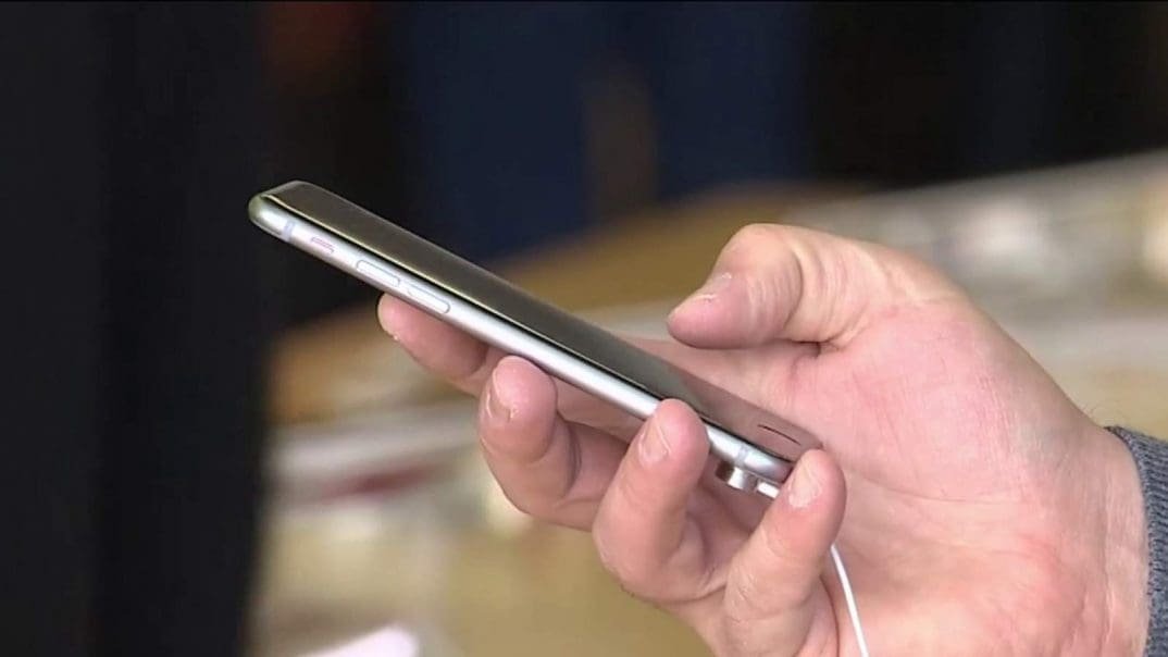 ‘Answer the phone’: Michigan health officials contacting residents about COVID-19 contact